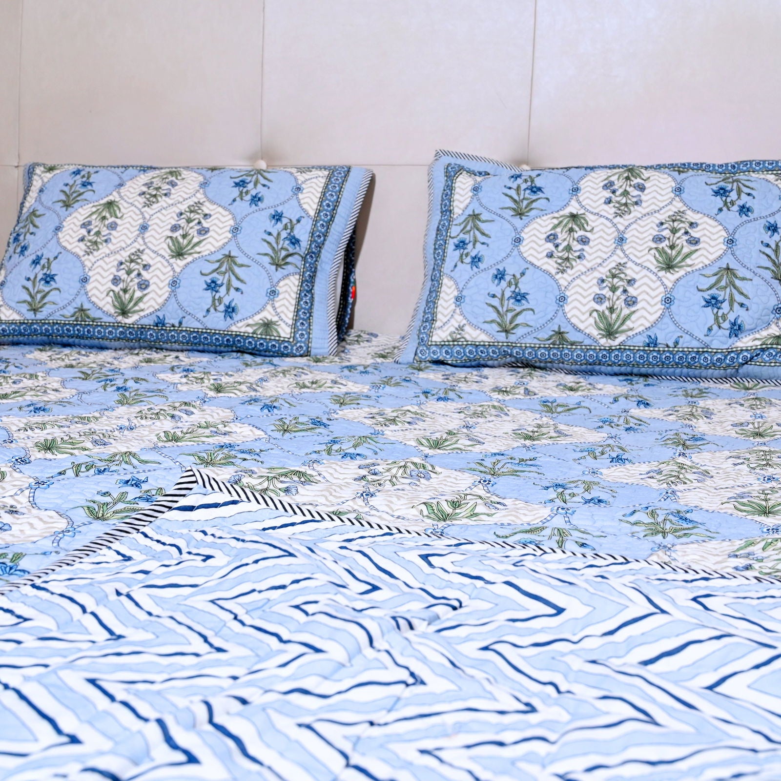 Bedcover Quilted - Cool Threadz